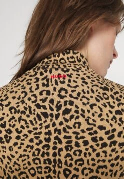 Hugo Long Sleeved Top - Long Sleeved Top -Hugo 03a82fe8b5d94df98fdeee6c593f3606