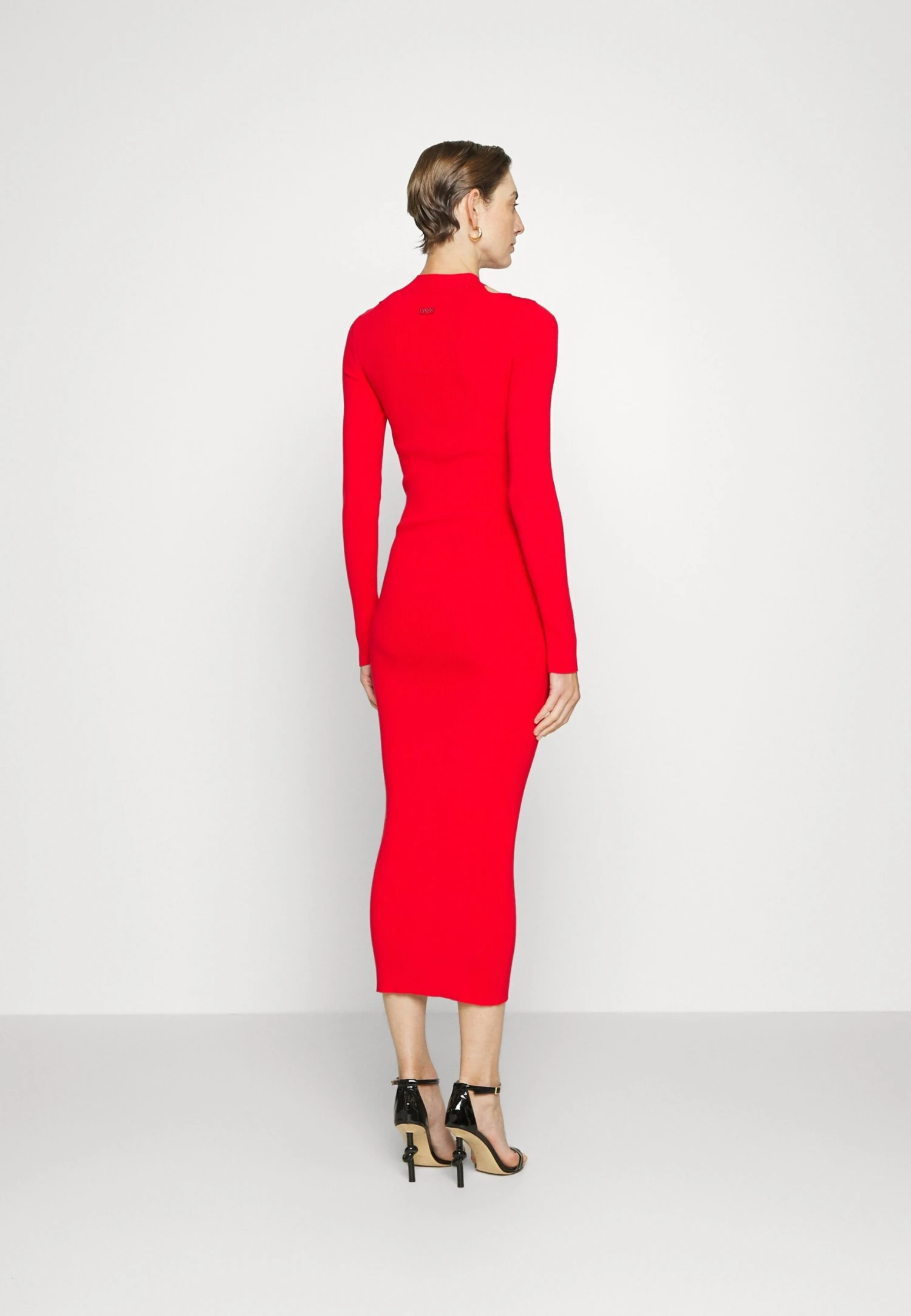 Hugo Sirgin - Shift Dress - Red 5 Hugo Sirgin - Shift Dress - Red - Image 3