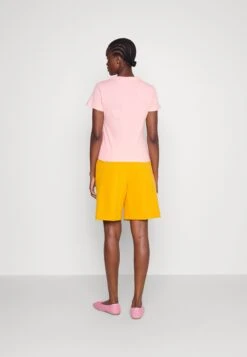 Hugo Classic Tee - Basic T-Shirt - Light/Pastel Pink -Hugo 09668c9c8abe4aad93f1540ced021a39