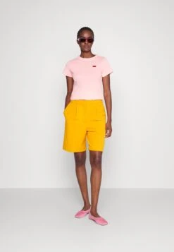 Hugo Classic Tee - Basic T-Shirt - Light/Pastel Pink -Hugo 0d05255ace464ebd84e9d11024f3e9b5