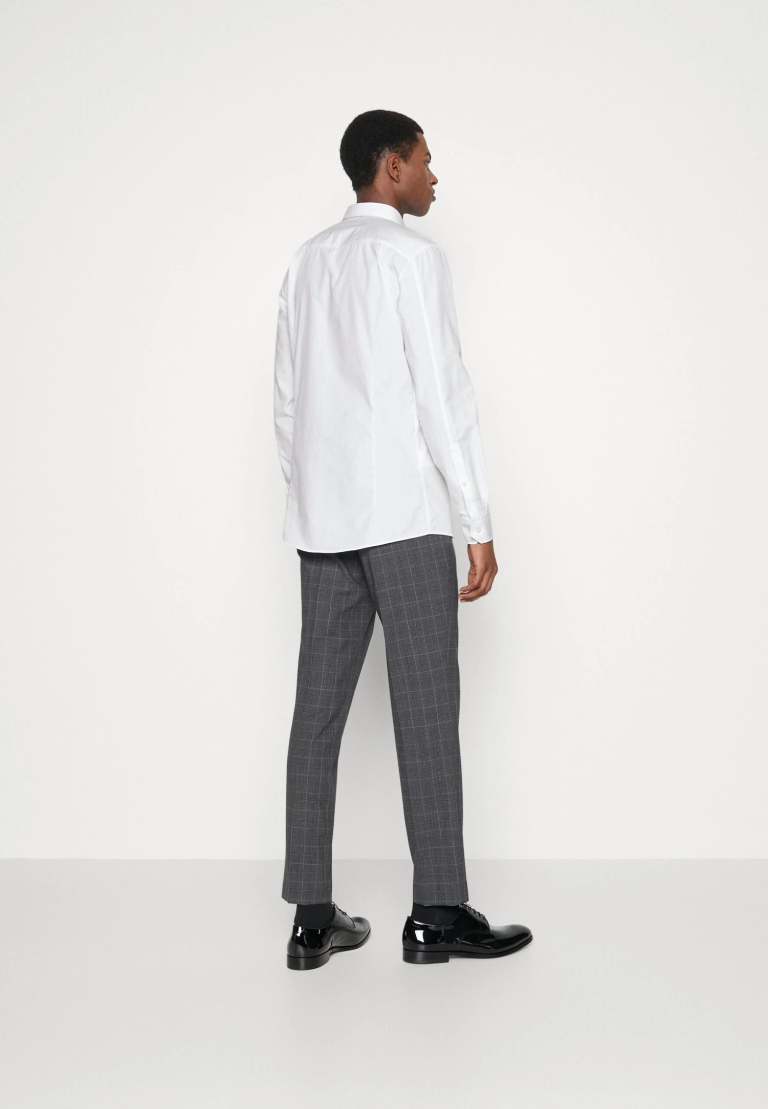 Hugo Elisha - Formal Shirt - Open White 5 Hugo Elisha - Formal Shirt - Open White - Image 3