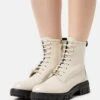 Hugo Axel - Lace-Up Ankle Boots - Open White