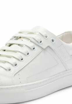 Hugo Futurism_Tenn_Lt _N - Trainers - White -Hugo 15e87d6ec83a448abfe23b8468406d36