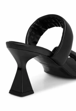 Hugo Robby Mule 70-N - Heeled Mules - Black One -Hugo 17a9346e543641fc8b82600ef93fe6b1