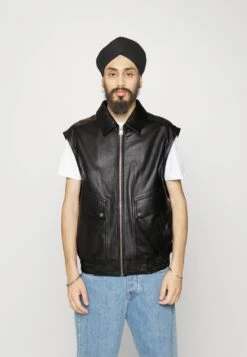 Hugo Larvid- Leather Jacket - Black 15 Hugo Larvid- Leather Jacket - Black -Hugo 1d9df1934ea54093a594efee05a07cf5