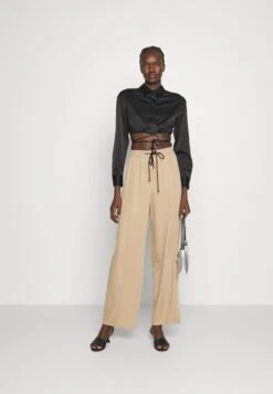 Hugo Elsera - Button-Down Blouse - Black -Hugo 1ee66223c3a5474d8f1e224535697afa