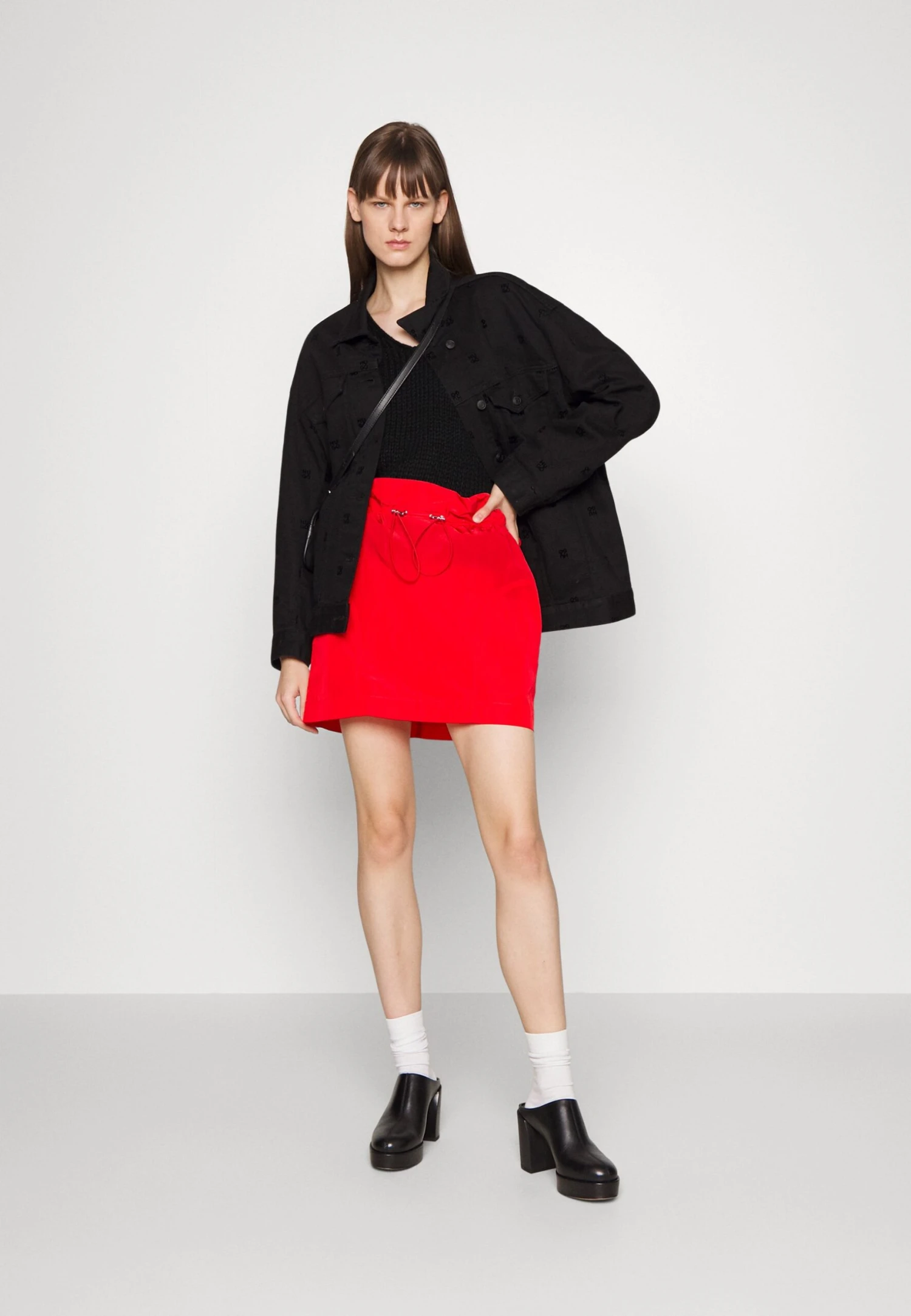 Hugo Sestrelly - Jumper 4 Hugo Sestrelly - Jumper - Image 2