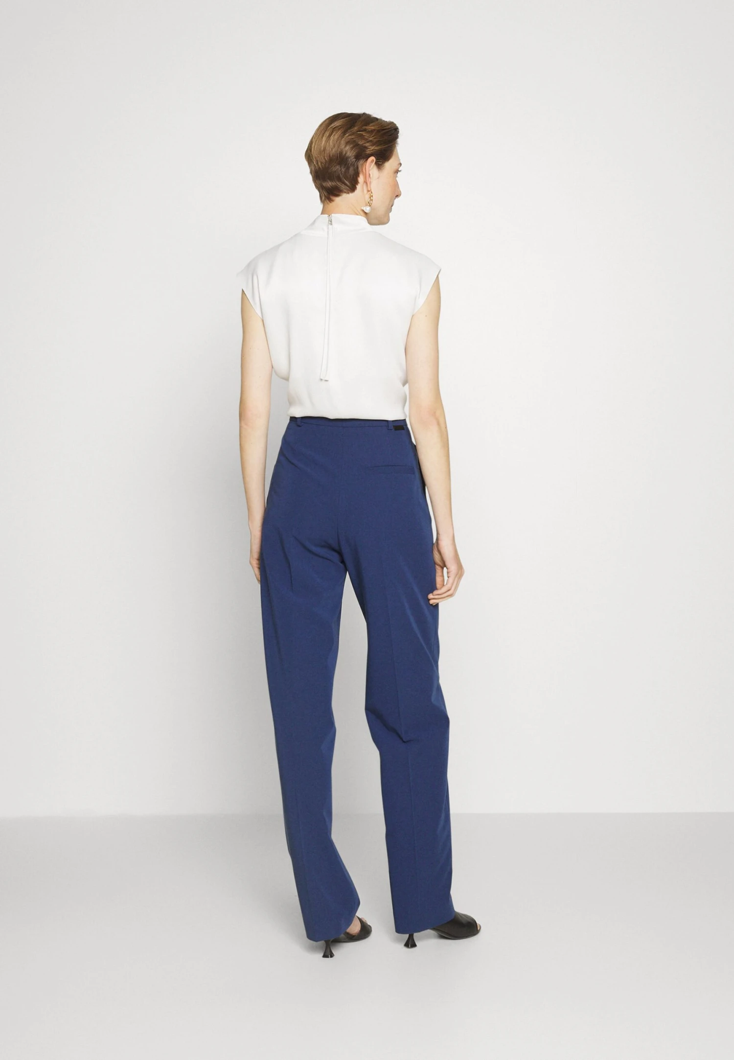 Hugo Hasabu - Trousers 5 Hugo Hasabu - Trousers - Image 3