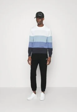 Hugo Drasilia - Tracksuit Bottoms - Black 8 Hugo Drasilia - Tracksuit Bottoms - Black -Hugo 259f5e2514634d1fb3b700c2703593e2