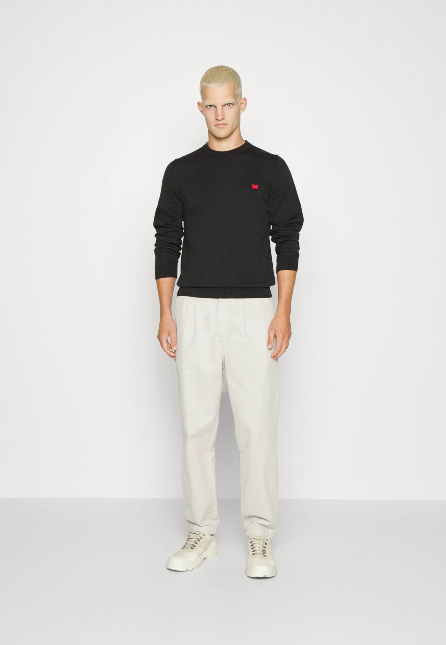 Hugo San Cassius - Jumper - Black 4 Hugo San Cassius - Jumper - Black - Image 2