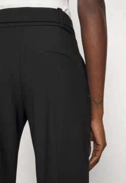 Hugo Huglia - Trousers - Black -Hugo 2d1a2090bac44544971eab576d025821