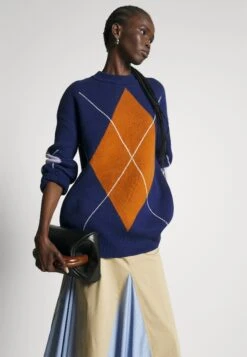 Hugo Sleppya - Jumper 12 Hugo Sleppya - Jumper -Hugo 2e5562bb42cd439fa10072a91b274950