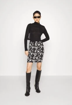 Hugo Dinelane - Long Sleeved Top 10 Hugo Dinelane - Long Sleeved Top -Hugo 2faf721f2c384d3983f93d47cb9eb29f