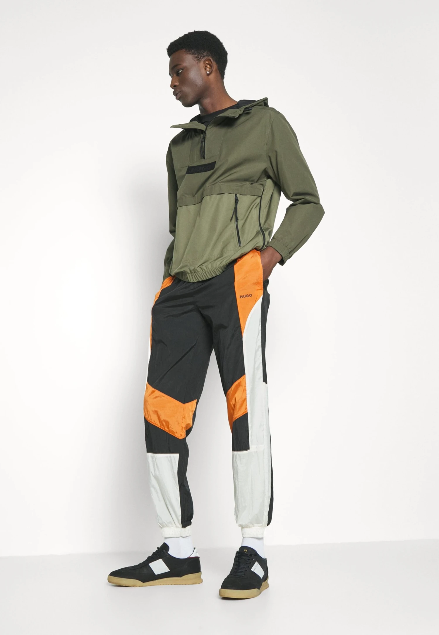 Hugo Delem - Tracksuit Bottoms - Black 6 Hugo Delem - Tracksuit Bottoms - Black - Image 4