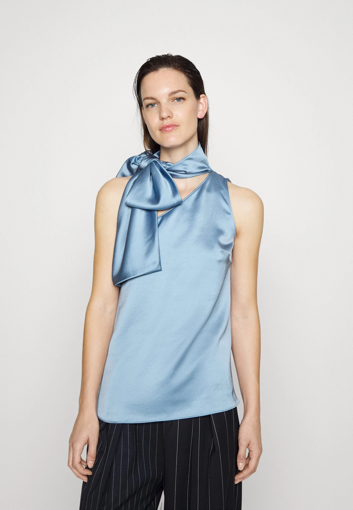 Hugo Cassie - Top - Turquoise/Aqua 3 Hugo Cassie - Top - Turquoise/Aqua