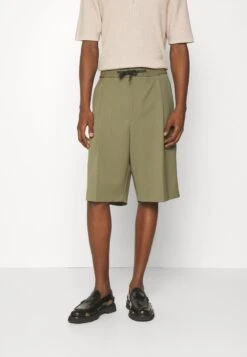 Hugo Fabo - Shorts - Open Green Five