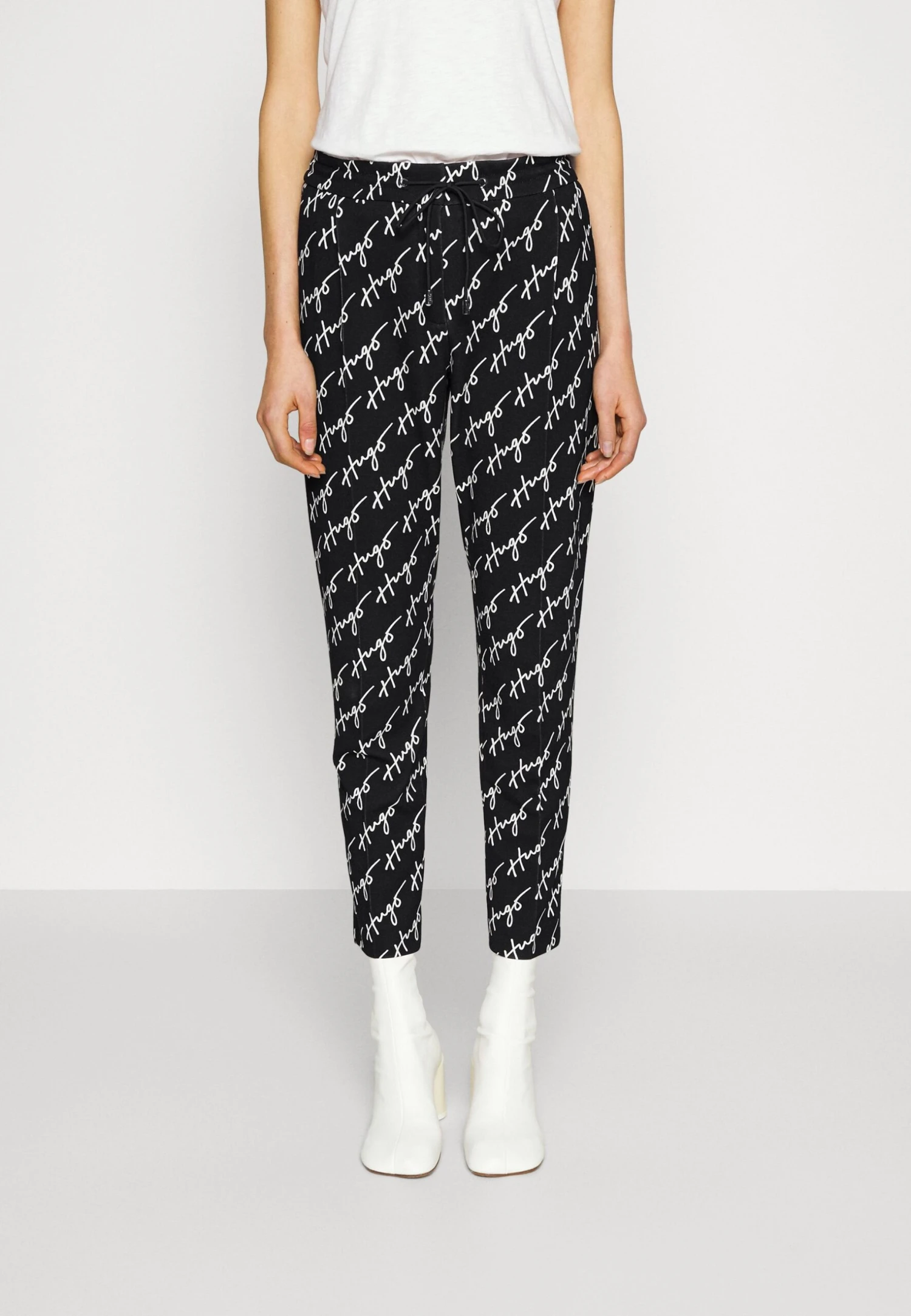 Hugo Hemias - Trousers 3 Hugo Hemias - Trousers