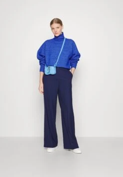 Hugo Sisimia - Jumper -Hugo 3918d93faf5f4bd7b1f2e20125a75e1c