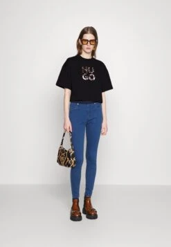 Hugo Cropped Tee - Print T-Shirt -Hugo 3c7e297152f64279843fc868d69b063b