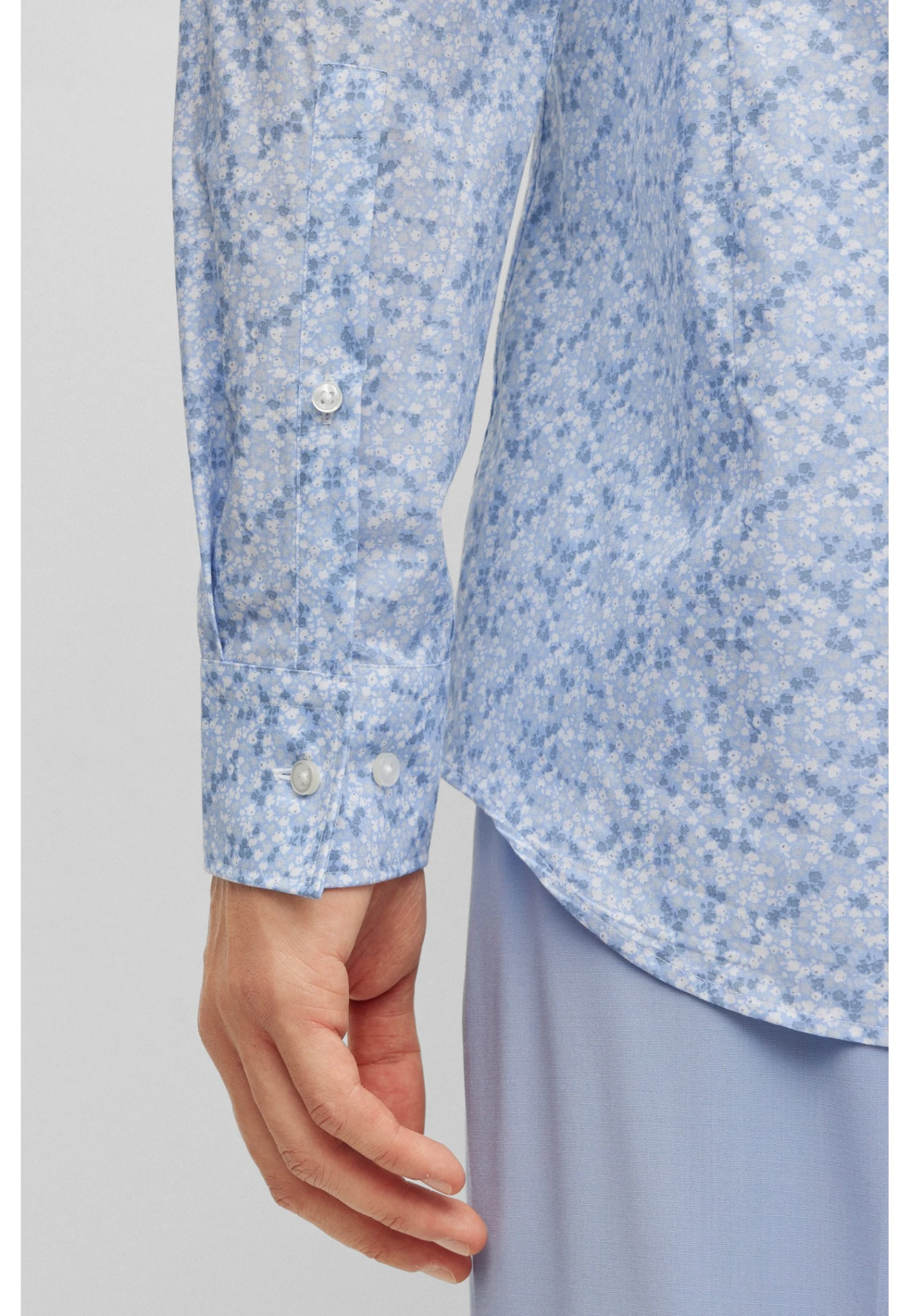 Hugo Kenno - Shirt - Light Blue Eight 6 Hugo Kenno - Shirt - Light Blue Eight - Image 4