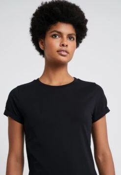 Hugo The Plain Tee - Basic T-Shirt - Black -Hugo 40432ec574d24957b7fcddb1002b02aa