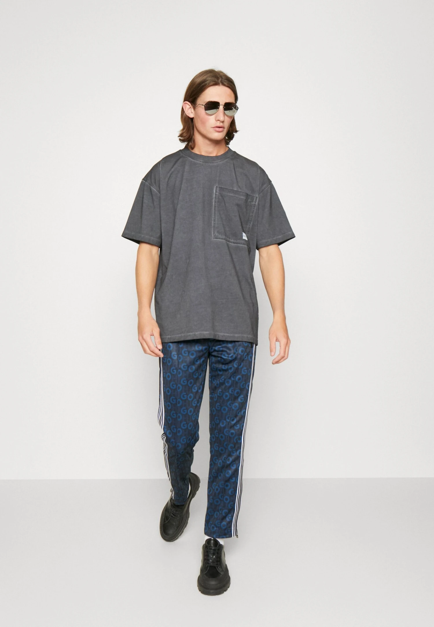 Hugo Datalas - Tracksuit Bottoms - Dark Blue 4 Hugo Datalas - Tracksuit Bottoms - Dark Blue - Image 2