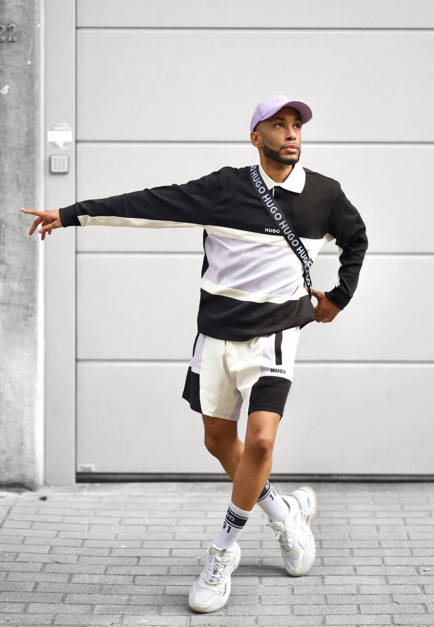 Hugo Dalvador - Shorts - Black 4 Hugo Dalvador - Shorts - Black - Image 2