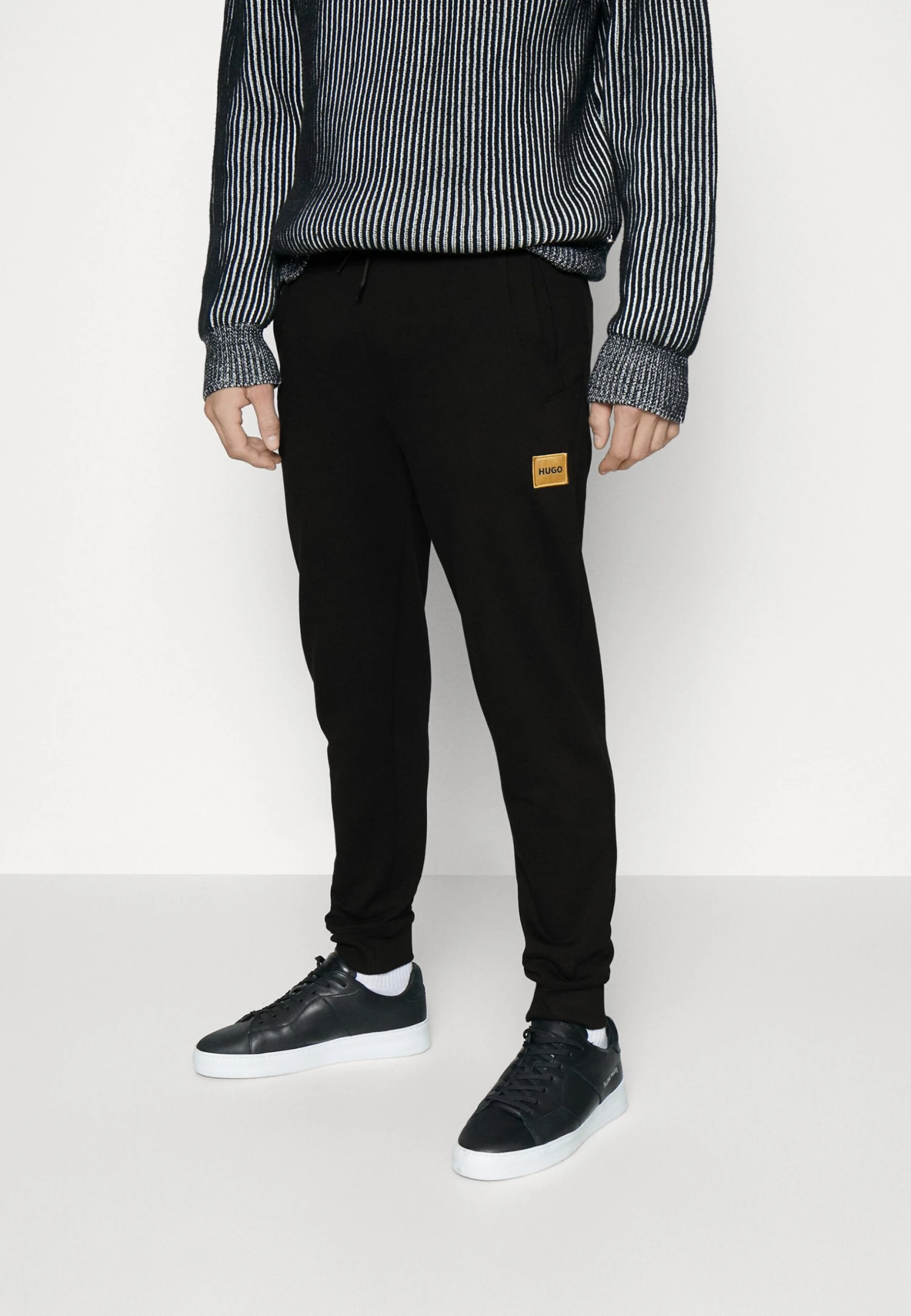 Hugo Doak - Tracksuit Bottoms - Black 3 Hugo Doak - Tracksuit Bottoms - Black