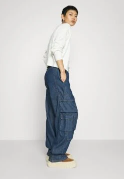 Hugo Shawanna - Jumper 13 Hugo Shawanna - Jumper -Hugo 4a64c63c9ce64d1abfd4d111f1f2c697