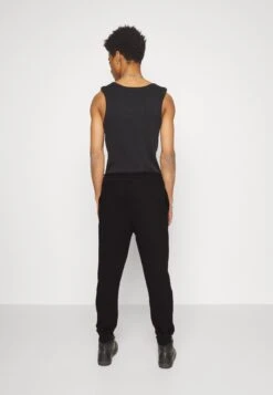 Hugo Dutschi - Tracksuit Bottoms - Black -Hugo 4d66ed359adb4f6091cdabd4a564a14a