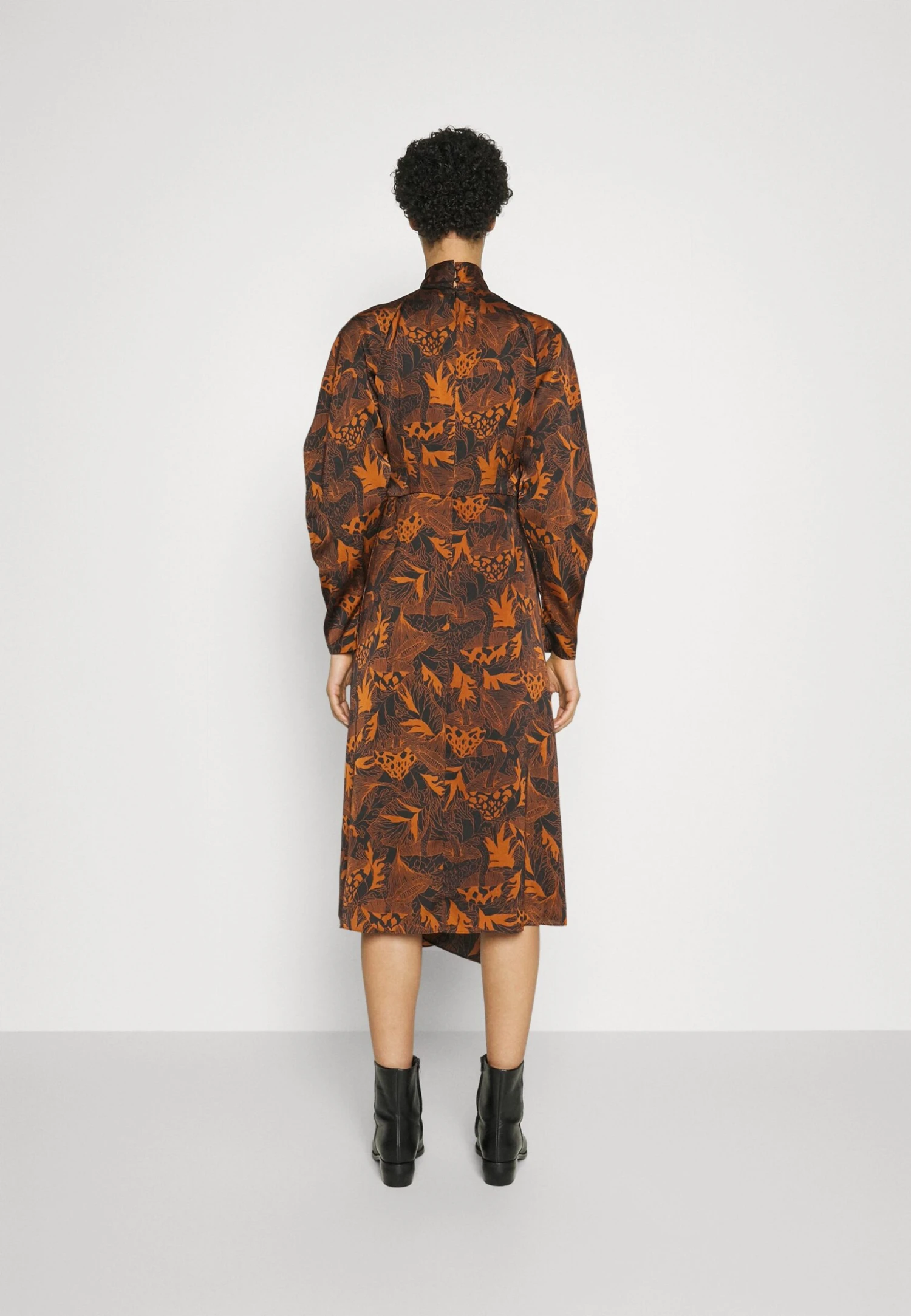 Hugo Kumbarula-1 - Cocktail Dress / Party Dress - Open Miscellaneous 5 Hugo Kumbarula-1 - Cocktail Dress / Party Dress - Open Miscellaneous - Image 3