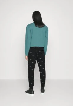 Hugo Duritiba - Tracksuit Bottoms - Black -Hugo 4f083fcd76fe49c58073b89c83be1cd7