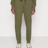 Hugo Dayote - Tracksuit Bottoms - Open Green 1 Hugo Dayote - Tracksuit Bottoms - Open Green -Hugo 52c4a8ec8d9648f9875eed66c9f099f5