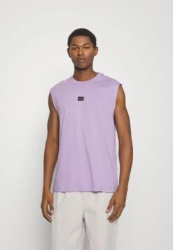 Hugo Dankto - Basic T-Shirt - Open Purple
