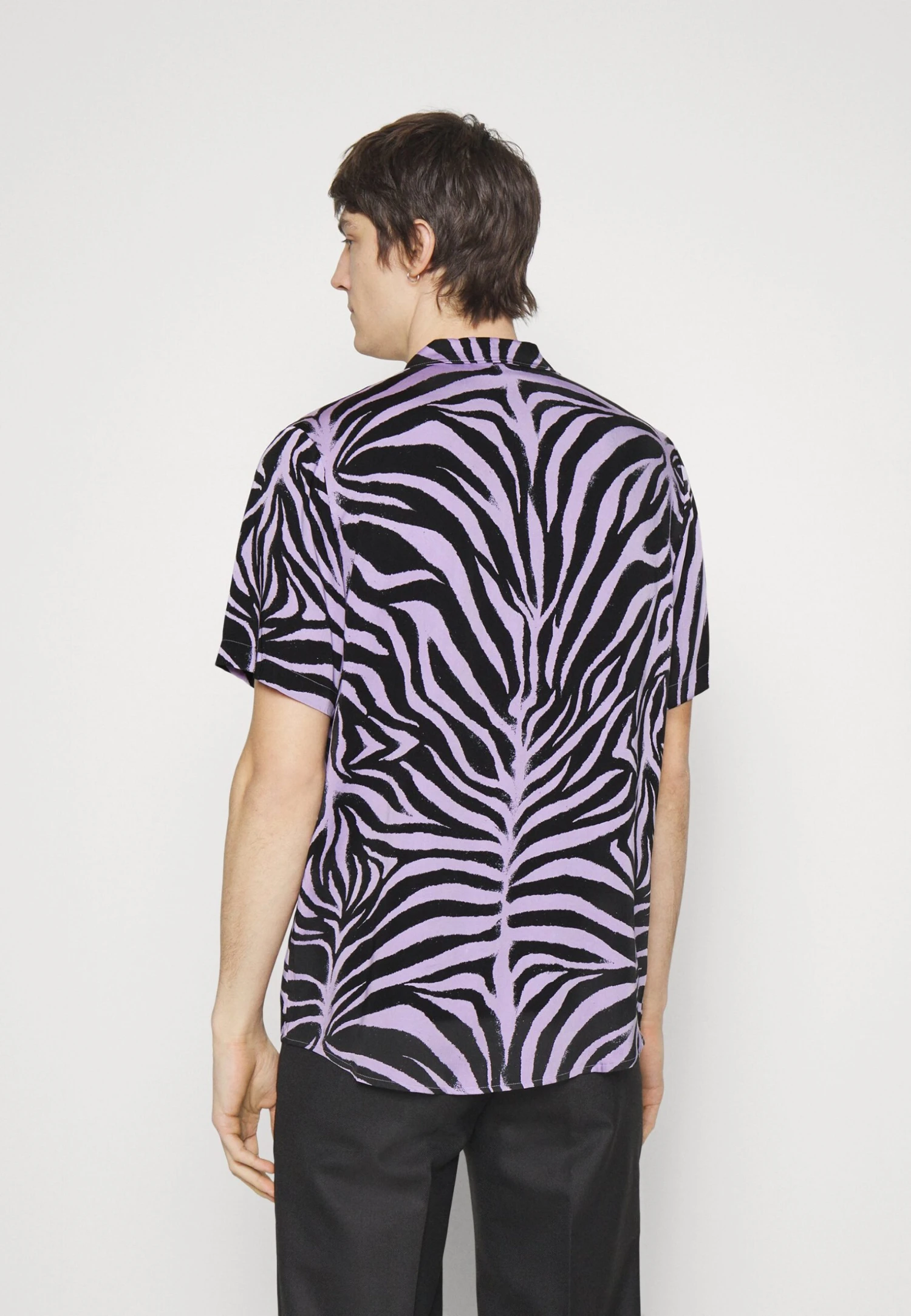 Hugo Ellino - Shirt - Open Purple 5 Hugo Ellino - Shirt - Open Purple - Image 3