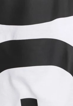 Hugo Daws - Print T-Shirt - White 14 Hugo Daws - Print T-Shirt - White -Hugo 56205487ed1d4967973e192da29b366c