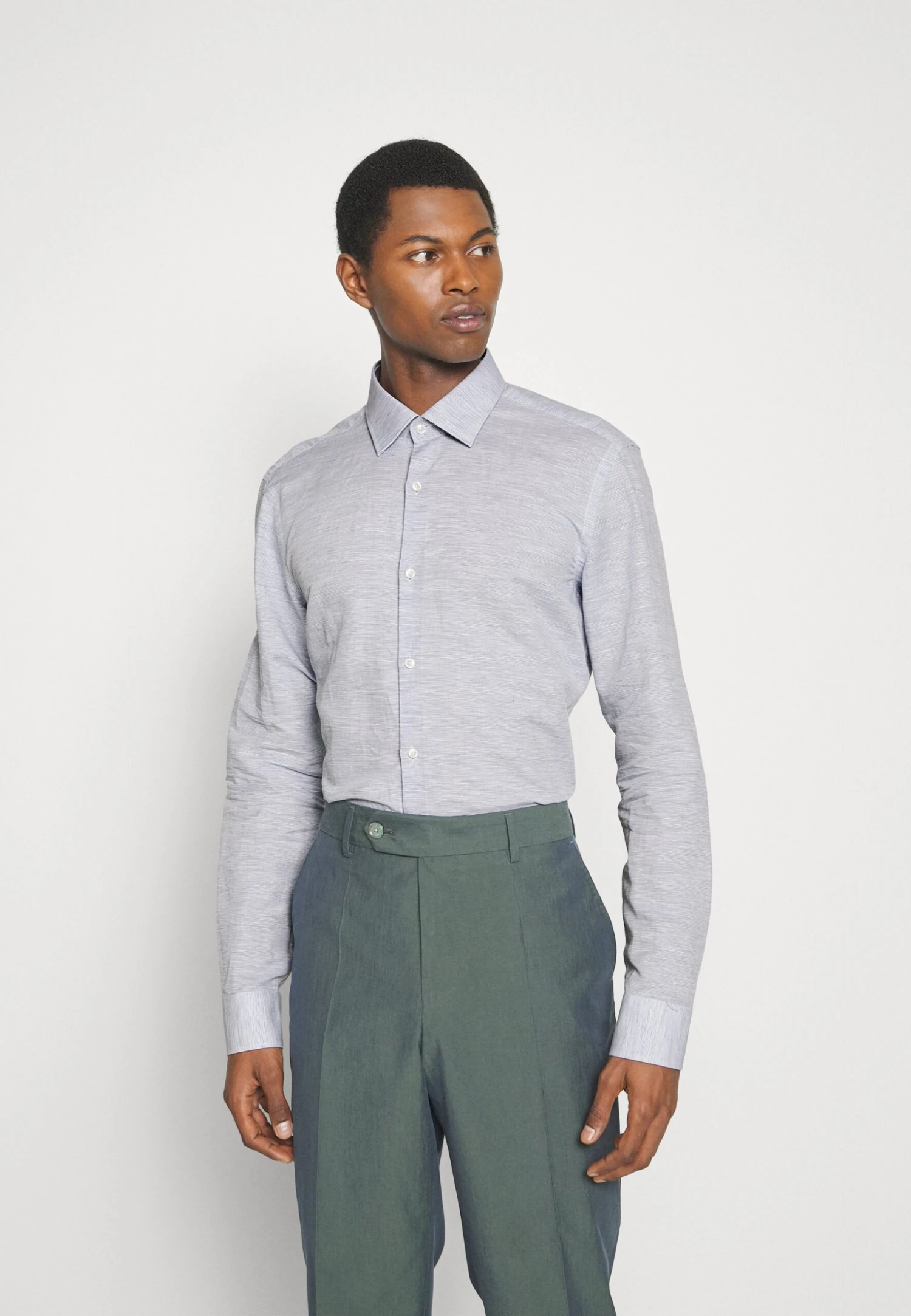 Hugo Kenno - Shirt - Open Blue 3 Hugo Kenno - Shirt - Open Blue