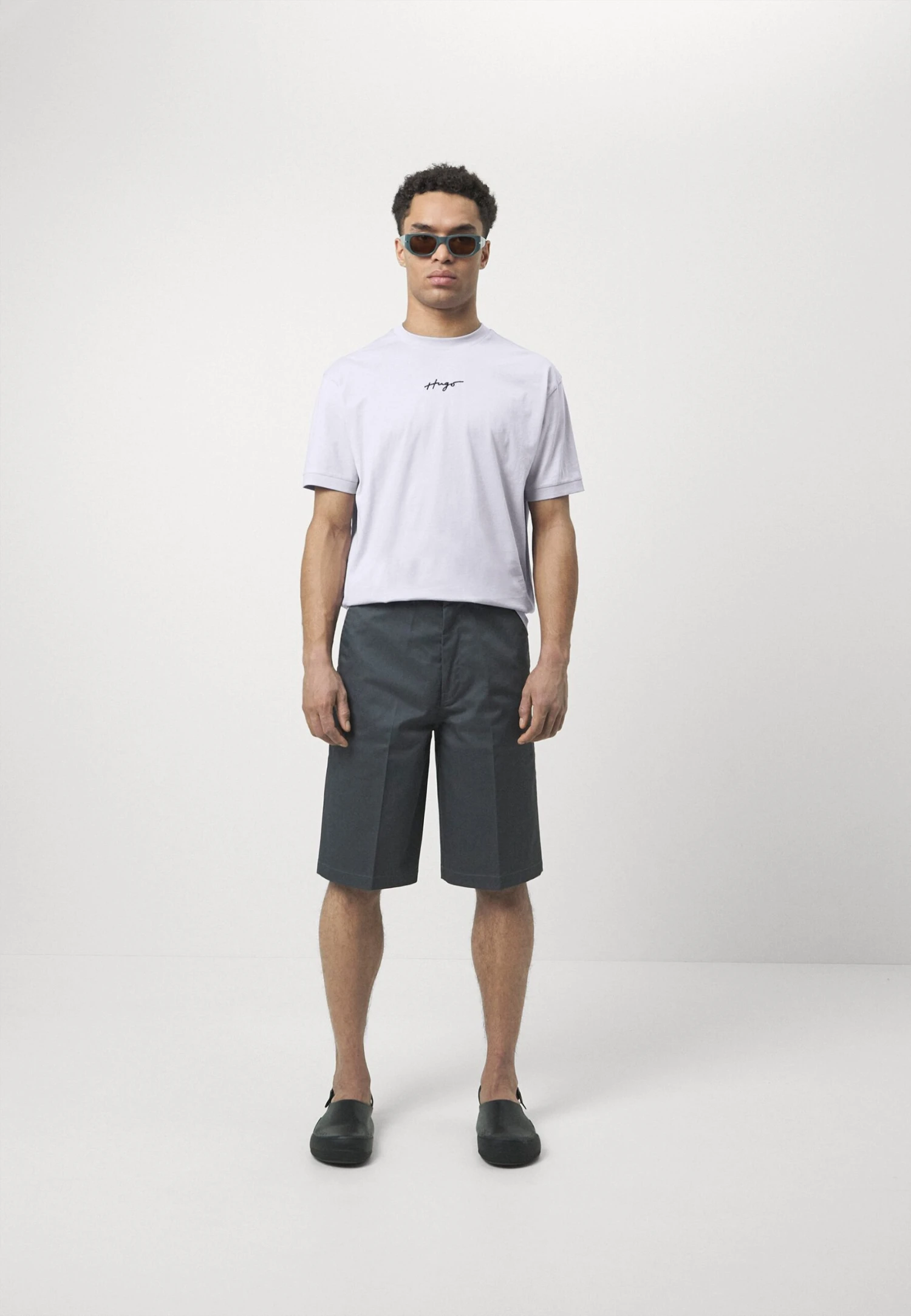 Hugo Dontevideo - Basic T-Shirt - Light Purple Five 4 Hugo Dontevideo - Basic T-Shirt - Light Purple Five - Image 2