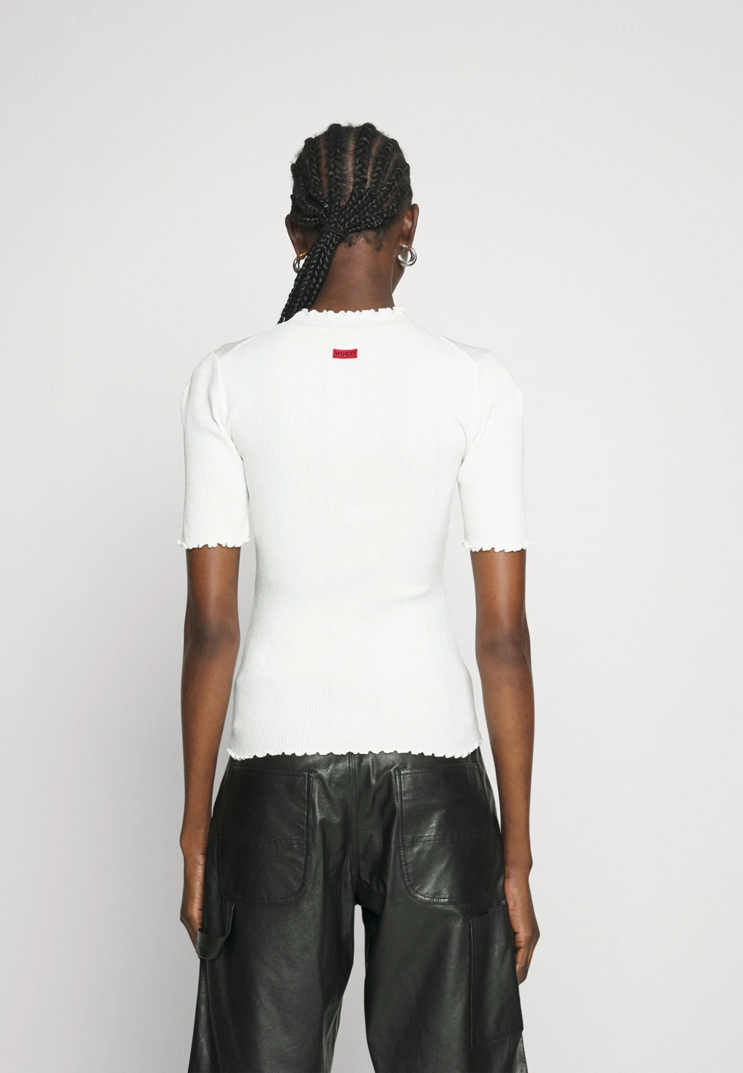 Hugo Swittlona - Jumper - Open White 4 Hugo Swittlona - Jumper - Open White - Image 3