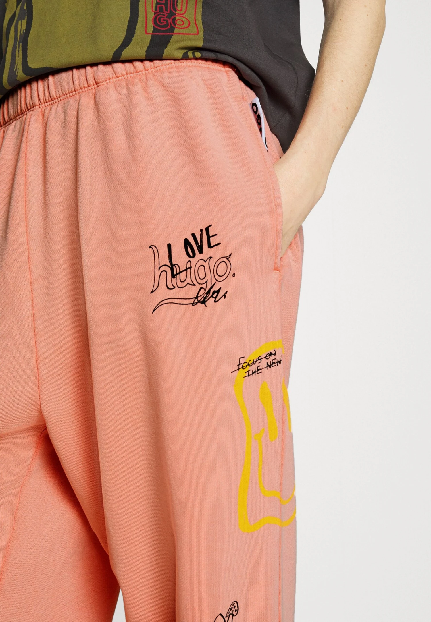 Hugo Nerida - Tracksuit Bottoms - Light/Pastel Orange 6 Hugo Nerida - Tracksuit Bottoms - Light/Pastel Orange - Image 4