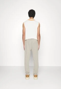 Hugo Dorez - Tracksuit Bottoms - Open Brown -Hugo 613e577c354b4f39ab1d010c745881f0