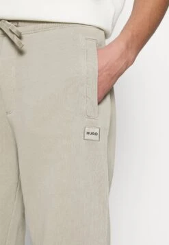 Hugo Dorez - Tracksuit Bottoms - Open Brown -Hugo 61ed02a3722c40ffaa16e44a2b96c146