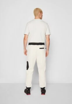 Hugo Duzu - Tracksuit Bottoms - Natural -Hugo 62ab44471d2e4a33b0f443dccb088a80