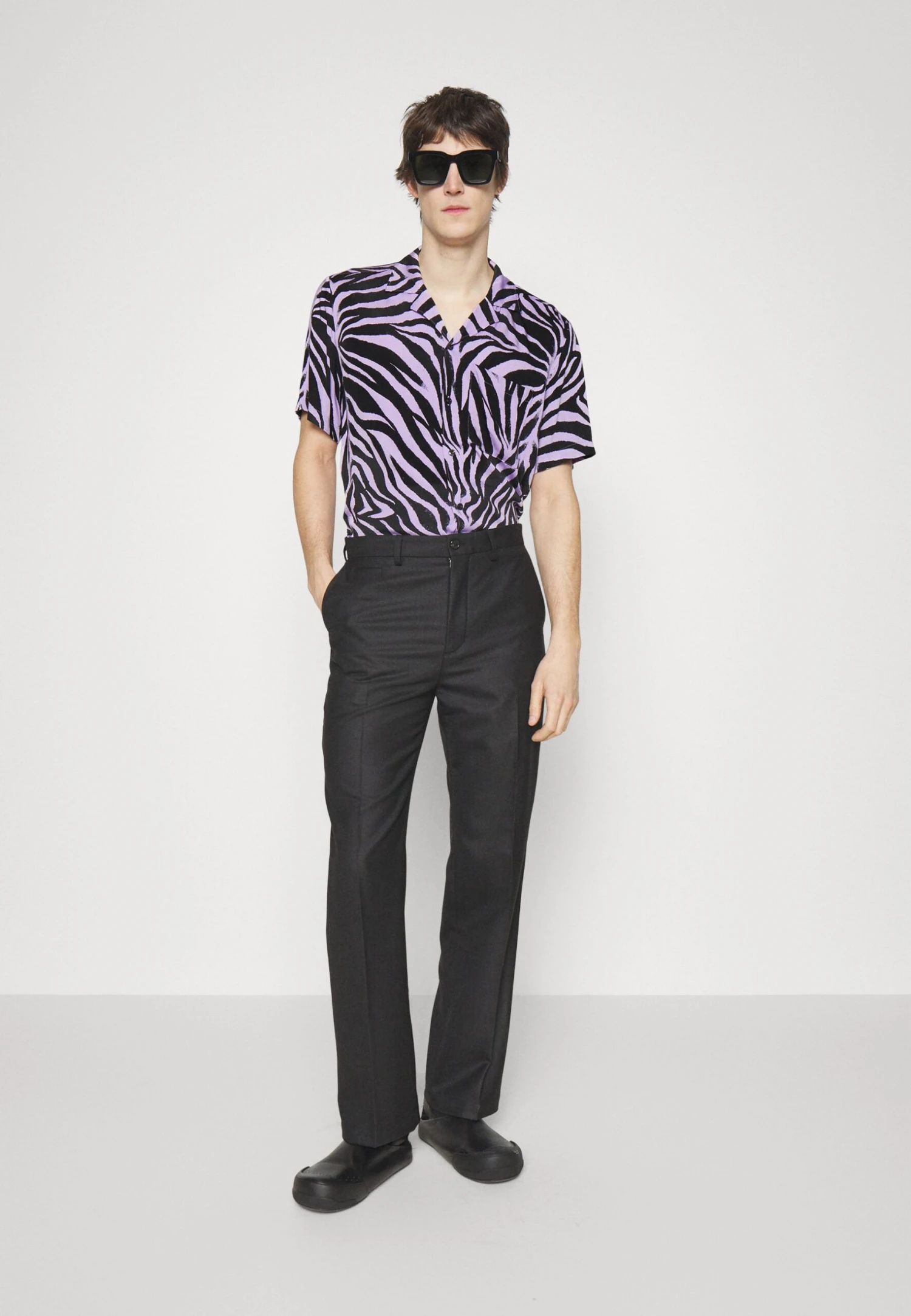 Hugo Ellino - Shirt - Open Purple 4 Hugo Ellino - Shirt - Open Purple - Image 2
