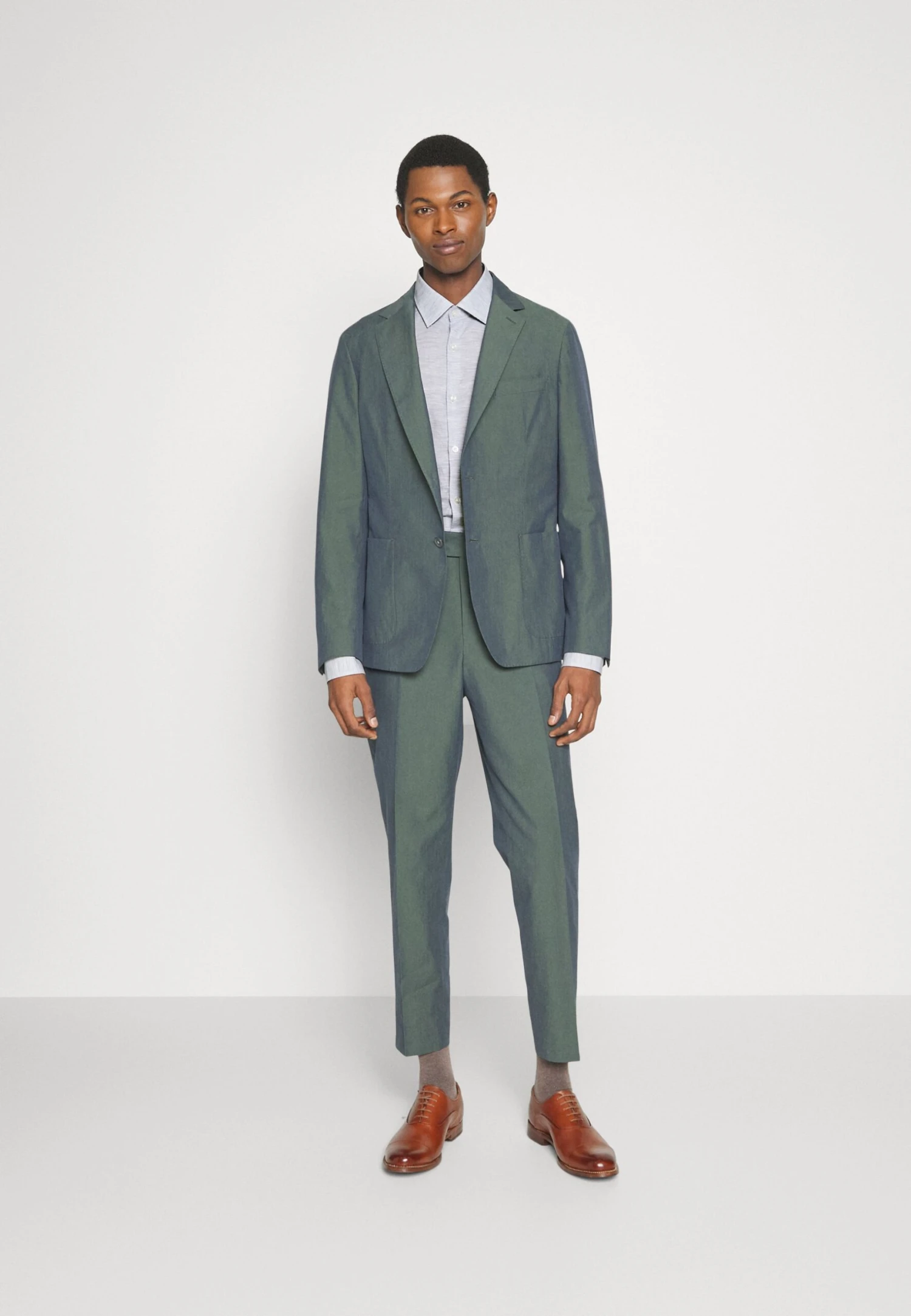 Hugo Kenno - Shirt - Open Blue 4 Hugo Kenno - Shirt - Open Blue - Image 2