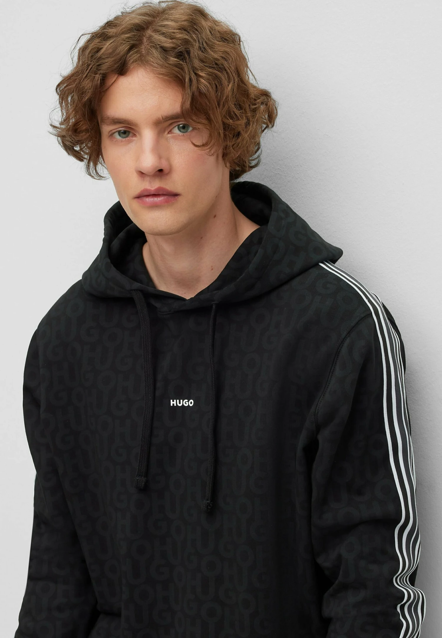 Hugo Dinlan - Hoodie - Charcoal 6 Hugo Dinlan - Hoodie - Charcoal - Image 4