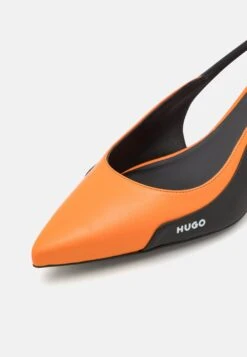 Hugo Alexis - Classic Heels - Red Eleven -Hugo 6a7743cd4068440a9e2a5f841794315e