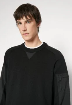 Hugo Sutil - Jumper - Black -Hugo 6dbf73356c1347788014a63ae7ee169c