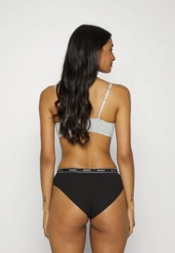 Hugo 3 Pack- Briefs - Open Miscellaneous -Hugo 741e84a14f1d44bc871509255921b3cf