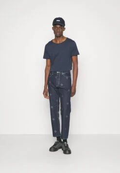 Hugo Relaxed Fit Jeans - Navy -Hugo 745fc5afc62e487c96d8fd3560d1f6a9